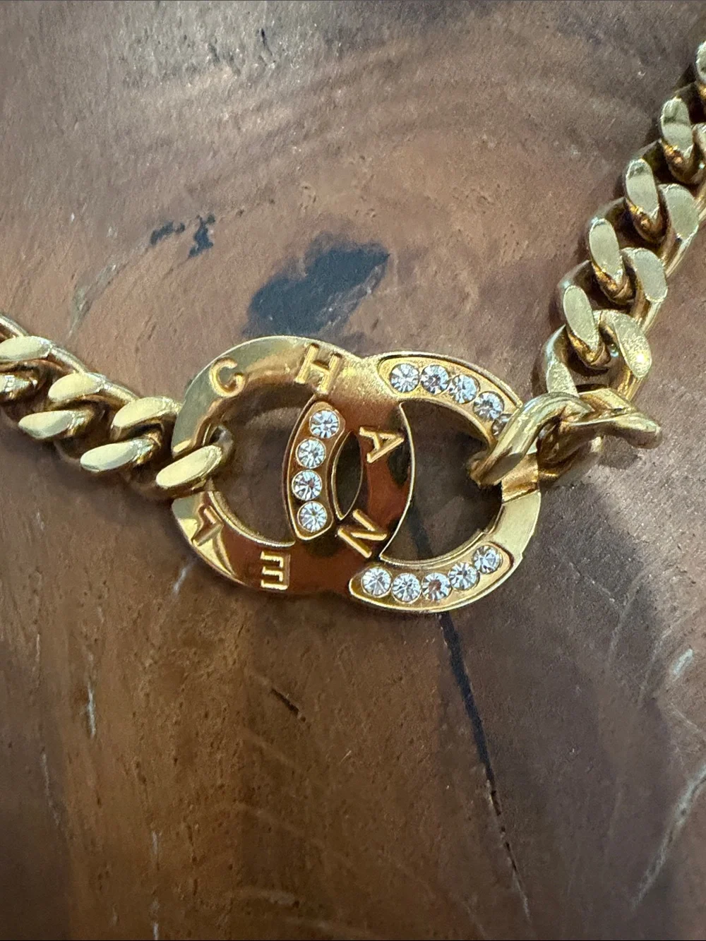 CHANEL Gold-Tone Interlocking CC Crystal Link Necklace
